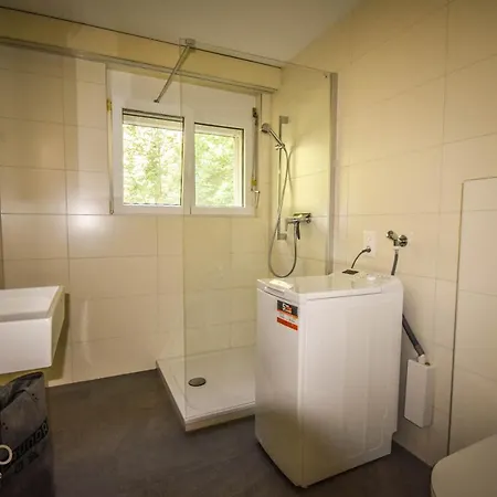Apartment A Im Gruenen, Breiten Morel